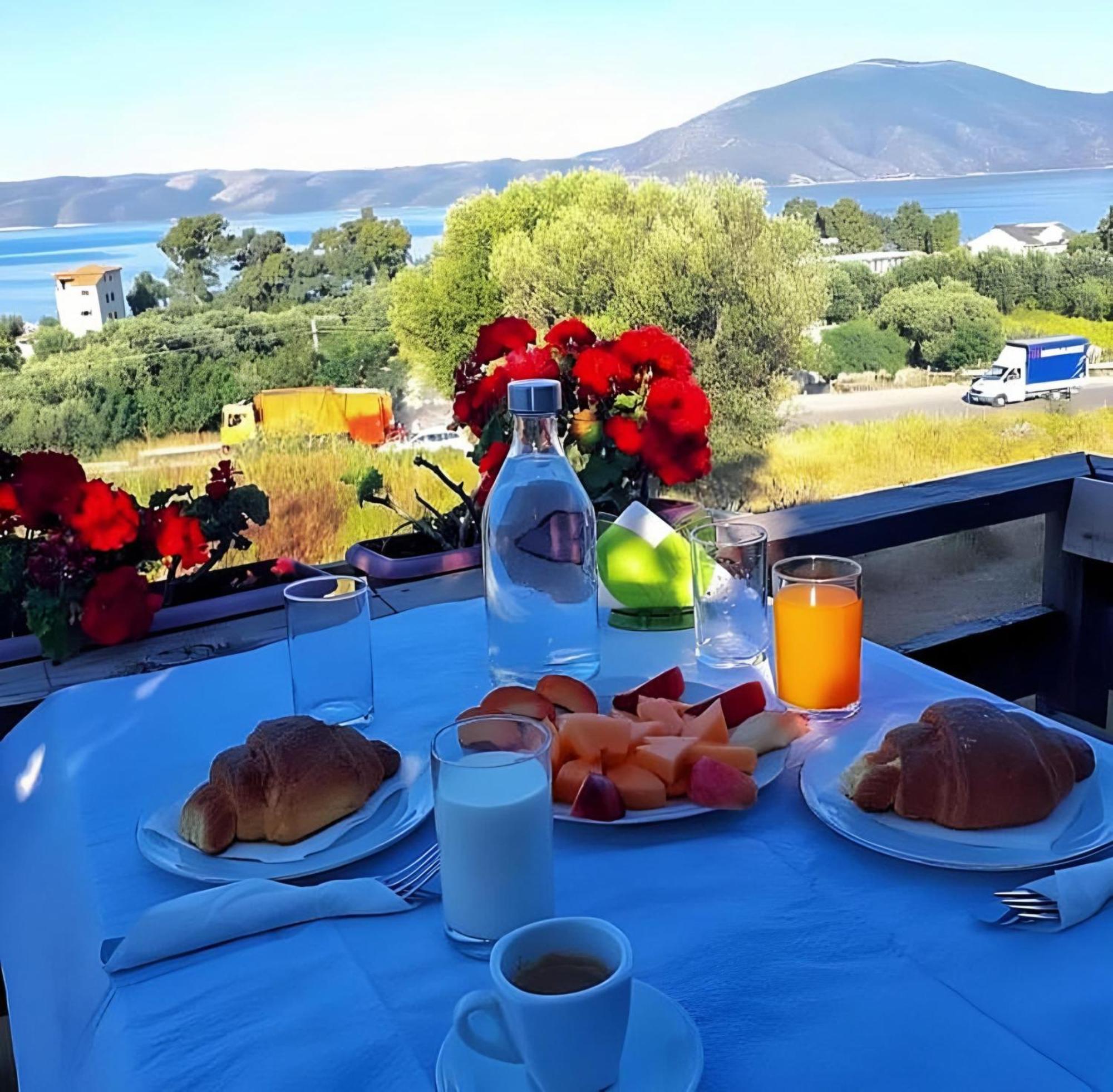 Hotel Sirena Radhima Kültér fotó