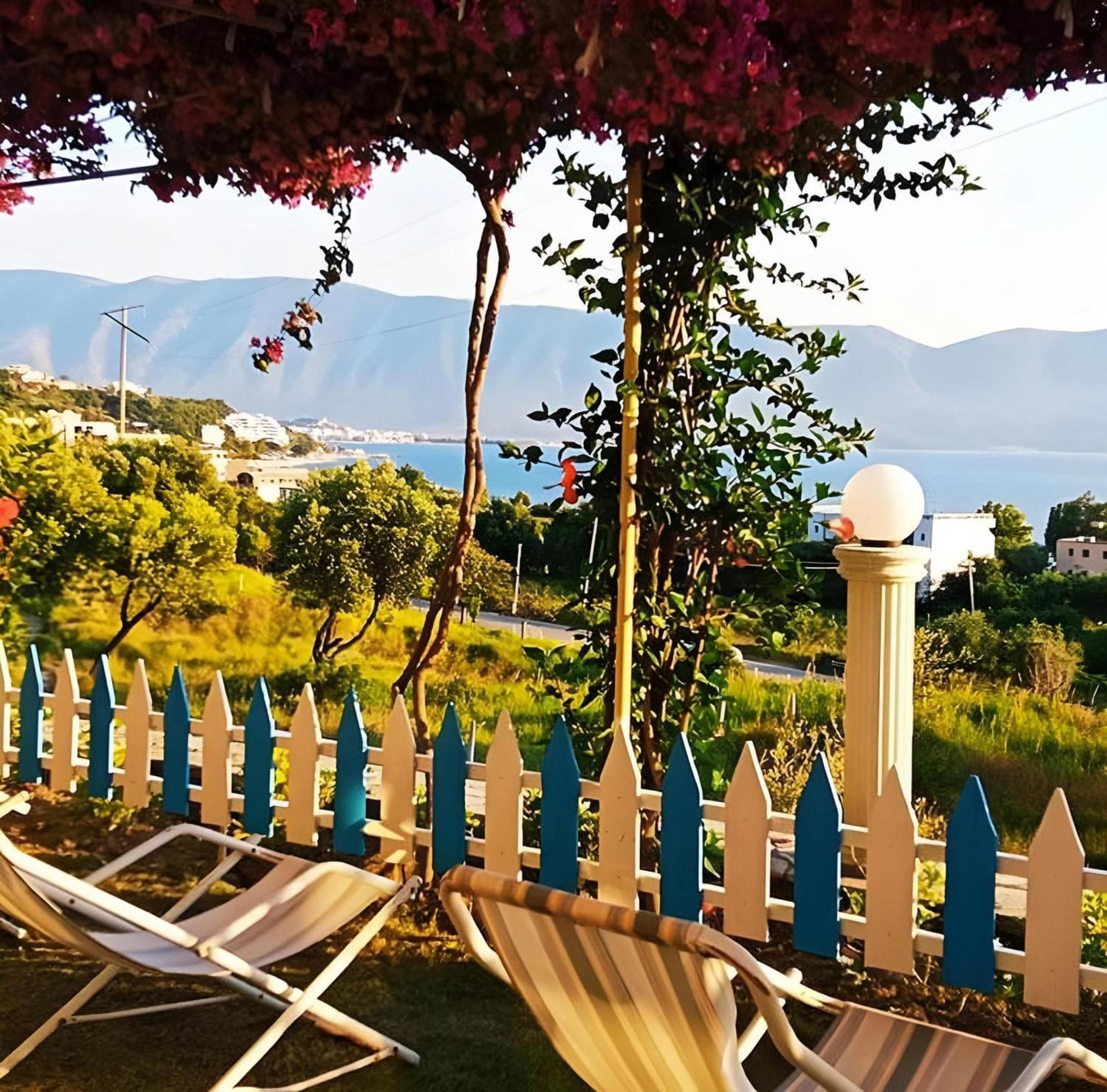 Hotel Sirena Radhima Kültér fotó